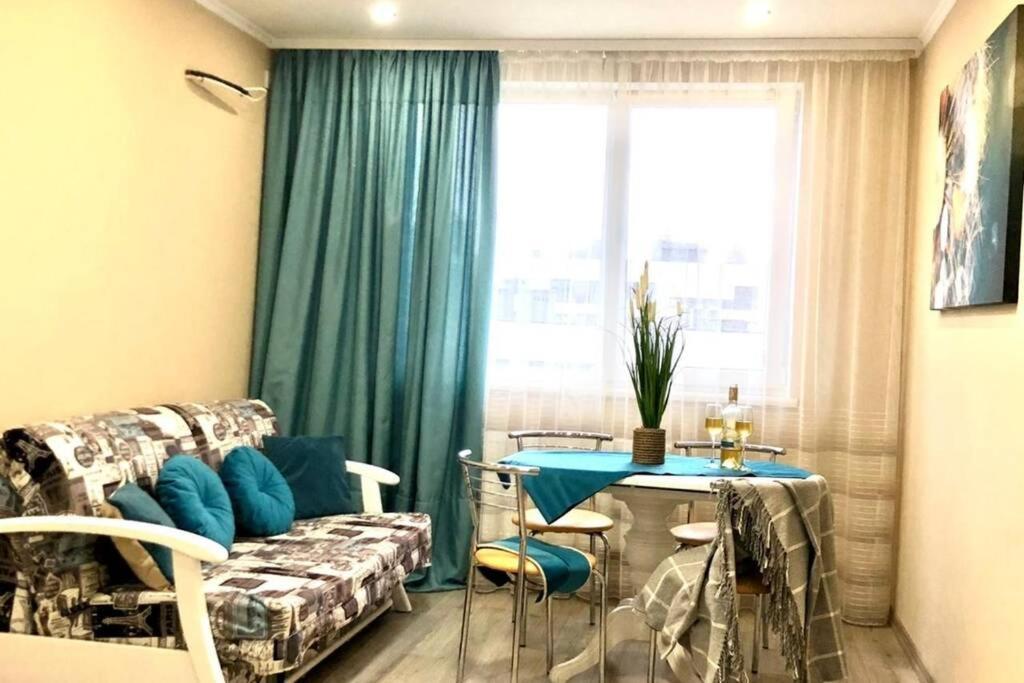 Новобудова Місто Трав, Р-Н Вікторії Гарденс Appartement Lviv Buitenkant foto