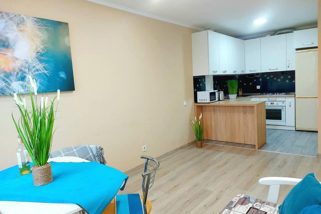 Новобудова Місто Трав, Р-Н Вікторії Гарденс Appartement Lviv Buitenkant foto